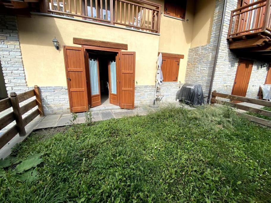 Incantevole Appartamento Con Giardino - Garage Privato E Free Wifi Oulx Ngoại thất bức ảnh